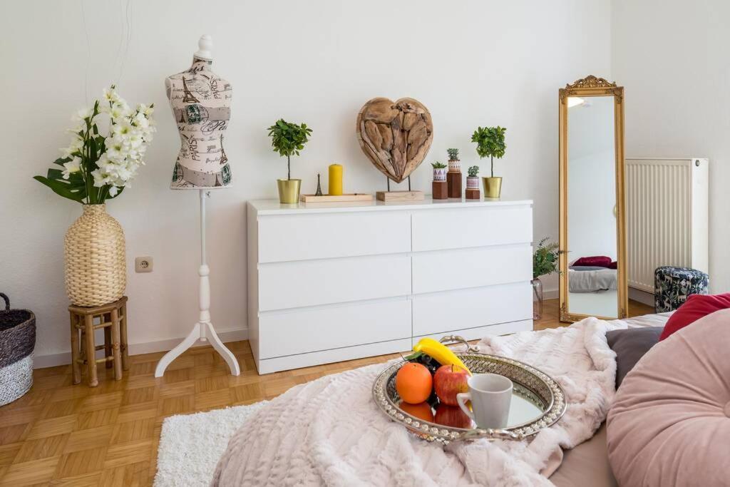 Eg Rechts -Wunderschone 80M² Grosse 3-Zimmer City Wohnung Nahe Salzburg Freilassing Exterior foto