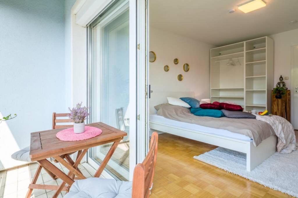 Eg Rechts -Wunderschone 80M² Grosse 3-Zimmer City Wohnung Nahe Salzburg Freilassing Exterior foto
