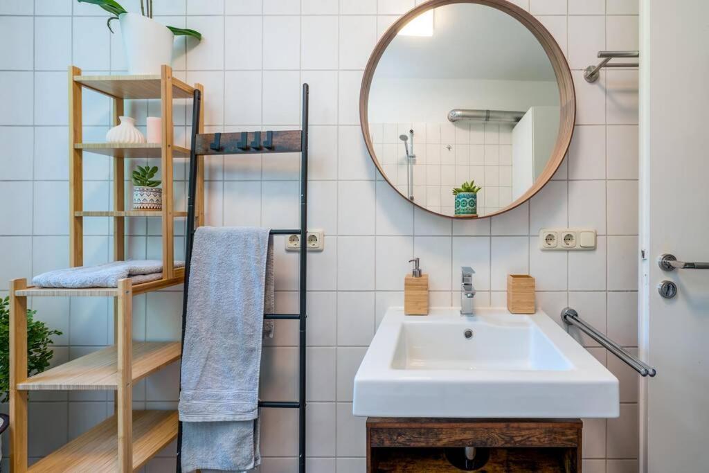 Eg Rechts -Wunderschone 80M² Grosse 3-Zimmer City Wohnung Nahe Salzburg Freilassing Exterior foto